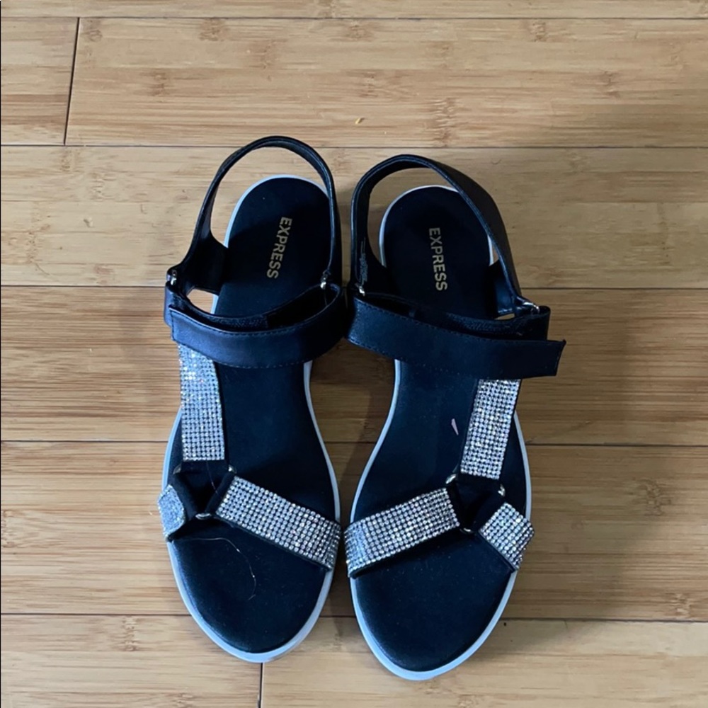 Express sandles